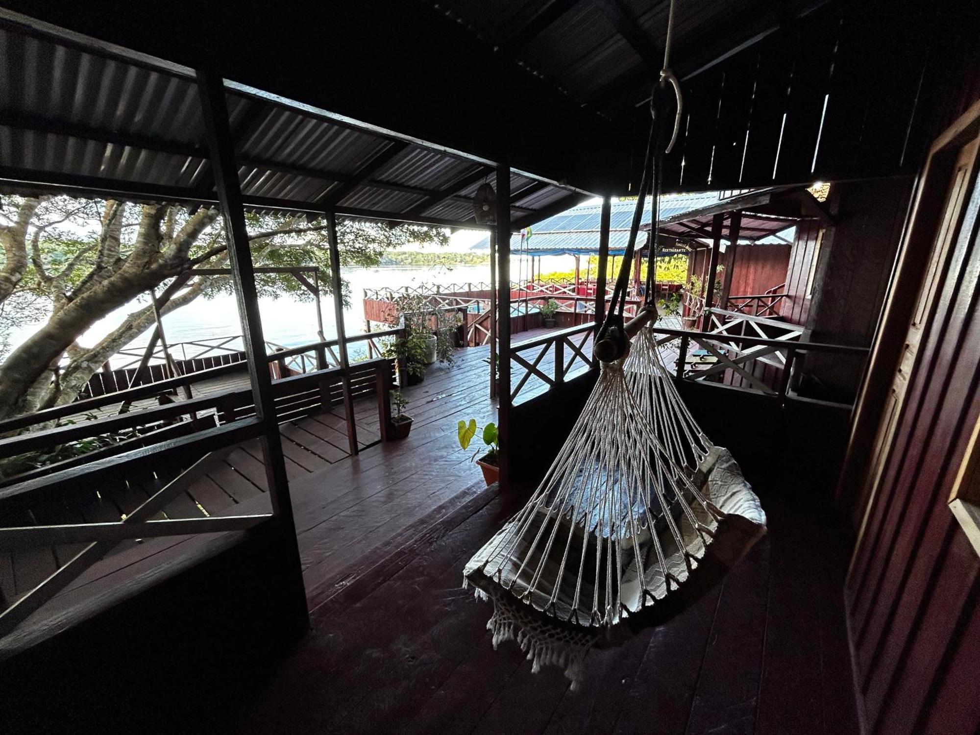 Vista Do Lago Jungle Lodge Cajual Bagian luar foto